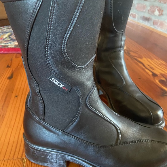 Sei motorcycle boots. Size 8 - Picture 2 of 4